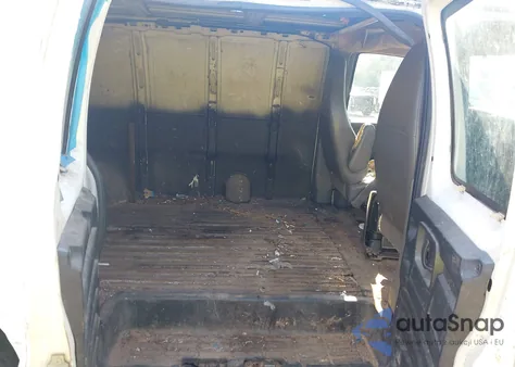 2011 Chevrolet Express 2500 Work Van z USA, uszkodzony, nr VIN 1GCWGFBA0B1114091